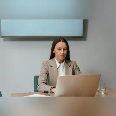 贾磊茹